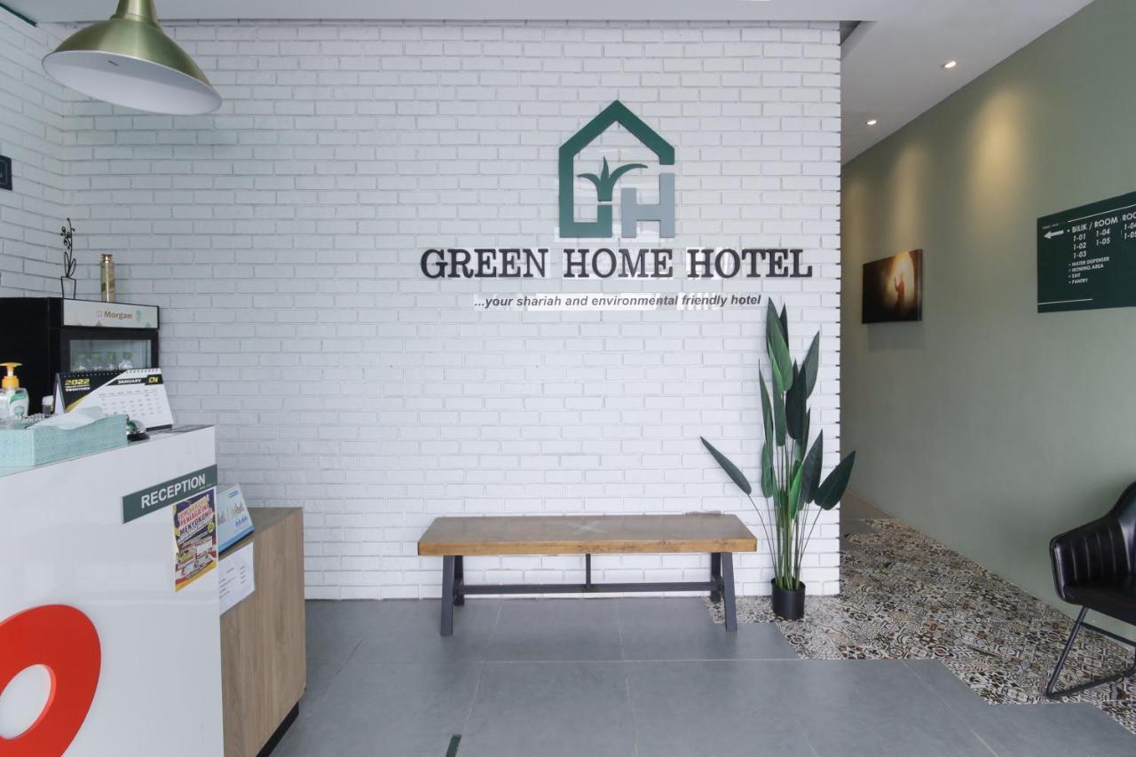 Oyo 90399 Green Home Hotel Syariah Sepang Eksteriør bilde